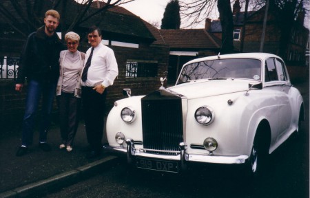 Good friend Johan Djurberg (well known to Swedish Ford Hot Rod enthusiast's) came along to choose a suitable car in the U.K. Here with previous owners.